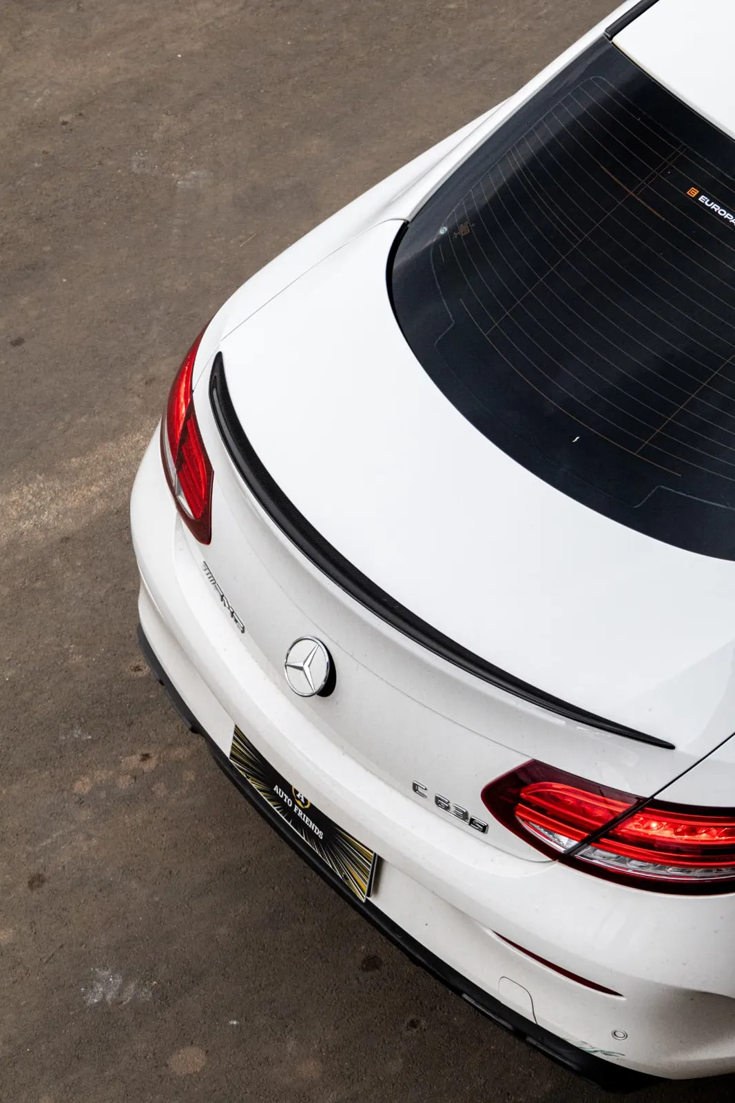 Detalhe da traseira do Mercedes-AMG C63 S Coupé